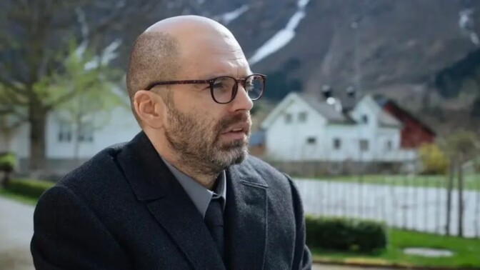 Från Marvels universum till... Norge.