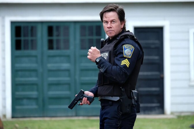 På tv ikväll: Mark Wahlberg slåss mot terrorister i underskattad film från 2016: ”Riktigt spännande”