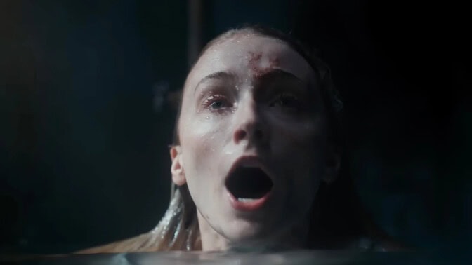 ”2025 års dummaste film” finns nu att streama i Sverige
