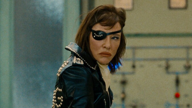 Cate Blanchett som rockabilly-alien.
