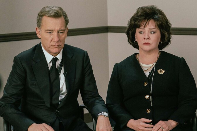 Clive Owen och Melissa McCarthy i "The Murder of JonBenet Ramsey"