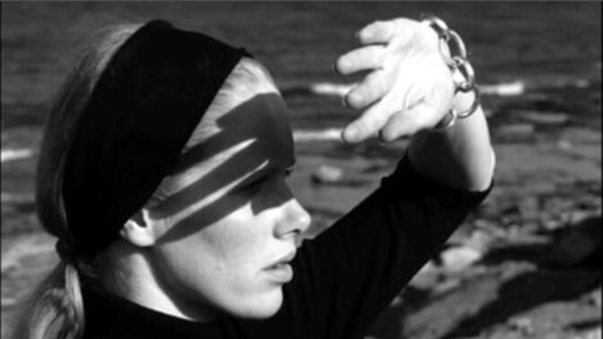 "Persona".
