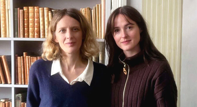 Mia Hansen-Løve och Renate Reinsve i Gathenhielmska huset.