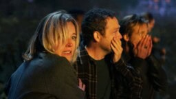 En mördare gömmer sig bland 8 vänner – ny thrillerserie finns på Netflix