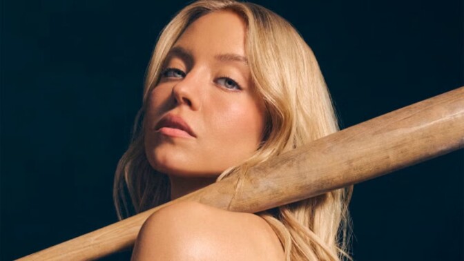 Sydney Sweeney tappar 200 000 följare efter avklädda bilderna