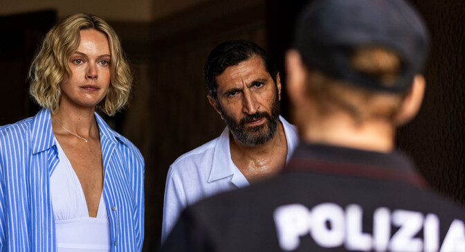 Frida och Fares får oväntat besök.