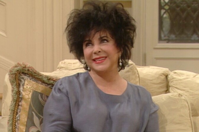 Elizabeth Taylor hade bisarra krav under ”The Nanny” – ingen fick se henne i ögonen