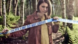 Mörk brittisk kriminalthriller på 4 avsnitt finns nu gratis på SVT Play