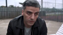 På tv inatt: Oscar Isaac har ett mörkt förflutet i en av 2021 års mest underskattade thrillers