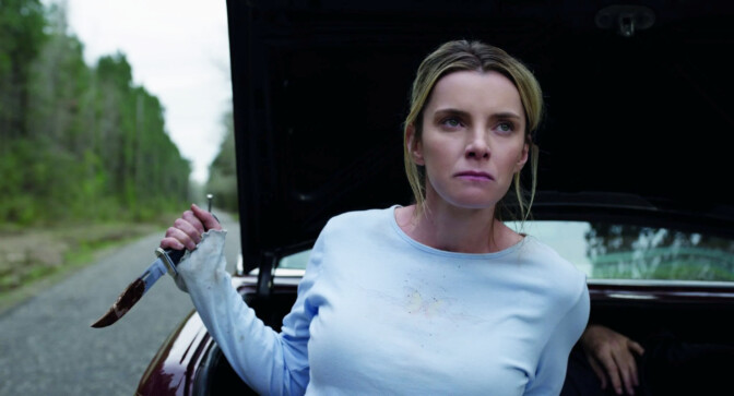 Betty Gilpins "The Hunt" skapade kontrovers långt innan premiären.